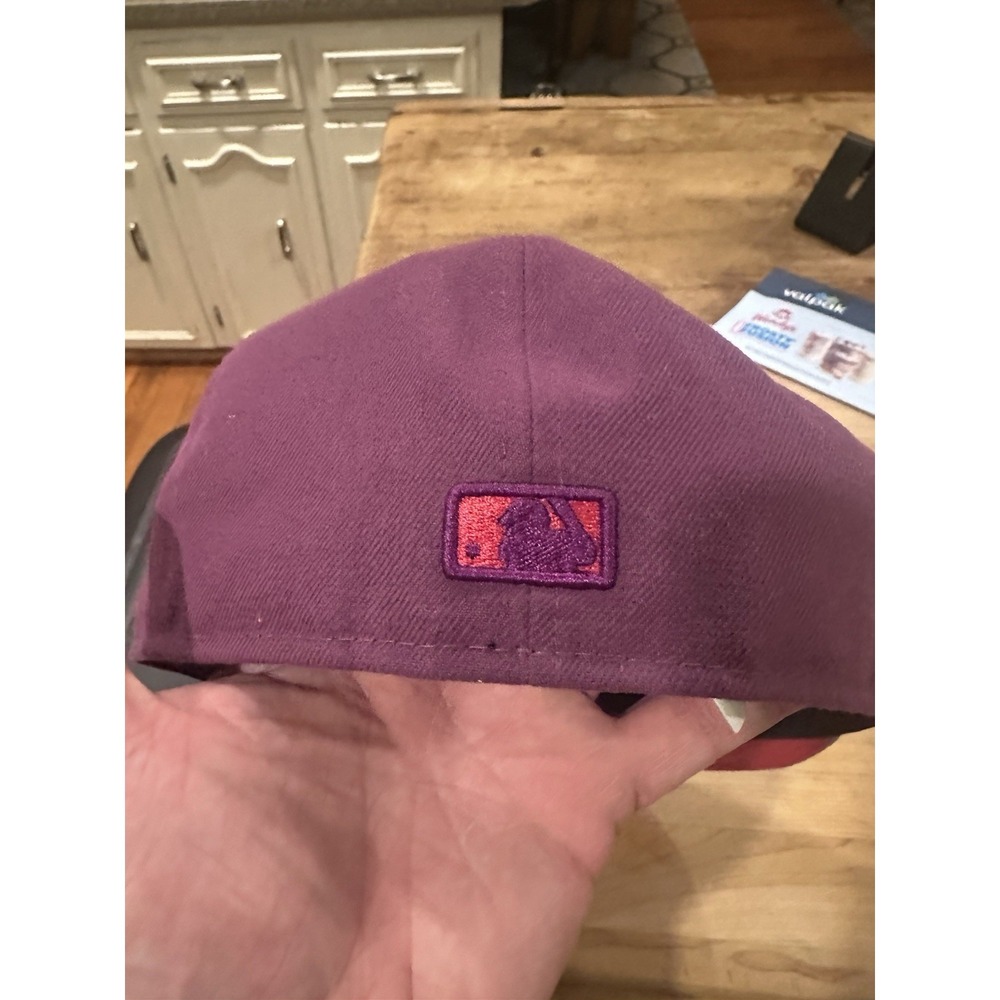NY Yankees Hat Purple & Blue Lava Emblem Grey Bill NWOT  New Era 59 Fifty  6 7/8 - Picture 3 of 4